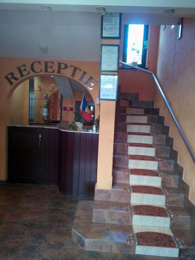 Vila Bratocea Cheia  Luaran gambar